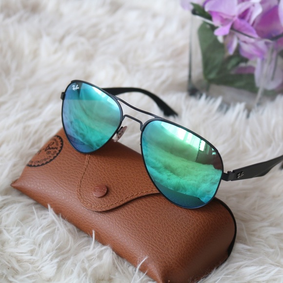 Ray-Ban Accessories - Ray-ban Aviator Sunglasses